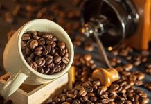 Giá cà phê hôm nay 10/4 giảm nhẹ, áp lực từ nguồn cung