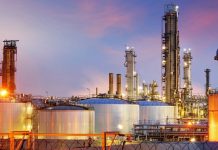 Báo động dầu giảm do nợ trần của Mỹ