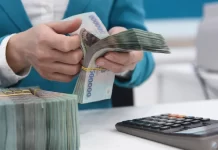 Bốn Ngân hàng Nhà nước tiếp tục giảm lãi sâu