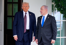 Canh bạc chính trị: Ông Trump ra tối hậu thư buộc Hamas phải lựa chọn