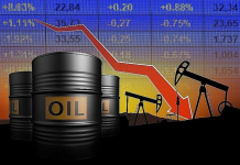 Giá dầu lao dốc khi lo ngại dư cung và nhu cầu yếu gia tăng