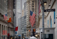 Phố Wall giảm khi Broadcom, Oracle suy giảm và Fed nới lỏng