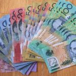 Đô la Úc suy yếu sau quyết định lãi suất của PBOC