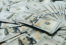 Tỷ giá USD hôm nay 25/3: USD thế giới tăng, chợ đen giảm mạnh