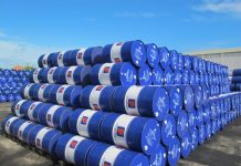 Giá dầu thế giới vượt 70 USD/thùng do lo ngại eo biển Hormuz