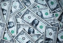 Tỷ giá USD hôm nay 24/7 tăng mạnh, DXY lên 101,44 điểm khi Mỹ áp thuế mới với hơn 60 đối tác